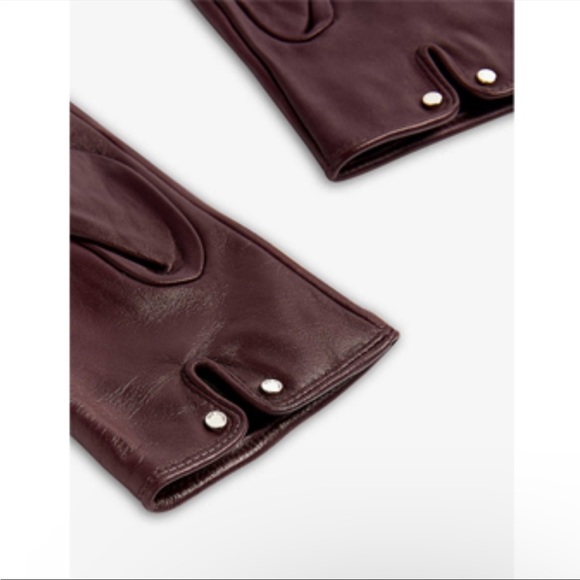 NWT Ted baker smart leather gloves in color oxblood - Picture 3 of 8
